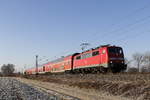 111 181-4 mit einem Regionalzug von Mnchen nach Landshut.