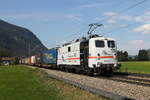 139 135  50 Jahre Kombi Verkehr  war am 10. September 2020 mit einem  KLV  bei Niederaudorf in Richtung Kufstein unterwegs.