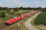 146 128 schiebend an einem Regionalzug nach Hannover.