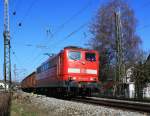 151 012-2 war am 12. Mrz 2014 mit einem Gterzug in Richtung Salzburg unterwegs. Aufgenommen kurz vor dem Bahnhof von Prien am Chiemsee.