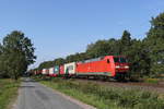 152 089 mit einem Containerzug am 31. August 2019 bei Dreihausen/Niedersachen.