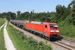152 190 mit einem Kesselwagenzug aus Mnchen kommend am 17. August 2023 bei Sossau.