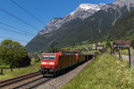 185 129 und 185 128 waren am 25. Mai 2016 bei Silenen in Richtung Gotthard unterwegs.
