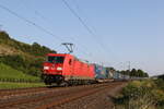 185 391 war am 23. Juli 2021 bei Himmelstadt am Main mit einem  KLV  in Richtung Gemnden unterwegs.