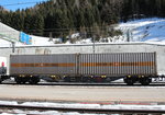 4566 830-8 (Sgnss) mit zwei Containern der Schweizer Firma  BERTSCHI  am 19.Mrz 2016 im Bahnhof  Brenner 