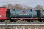 container-tragwagen/771257/4454-001-lgms-mit-einem-muellcontainer 4454 001 (Lgms) mit einem 'Mllcontainer' am 4. April 2022 bei Bernau am Chiemsee.