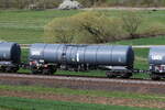 kesselwagen/846730/7843-622-zans-von-gatx-am 7843 622 (Zans) von 'GATX' am 5. April 2024 bei Breitenfurt.