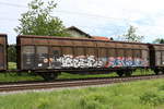 schiebewandwagen-2/697513/2458-808-hbbillns-am-4-mai 2458 808 (Hbbillns) am 4. Mai 2020 bei Grabensttt.