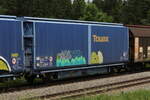 schiebewandwagen-2/736707/2464-133-hbbillns-von-touax-am 2464 133 (Hbbillns) von 'TOUAX' am 8. Juni 2021 bei Grabensttt.