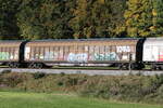 schiebewandwagen-2/830129/2743-107-habbiins-von-twa-am 2743 107 (Habbiins) von 'TWA' am 25. Oktober 2023 bei Axdorf.