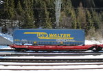 4955 479-1 (Sdggmrs)mit einem  Walter -Auflieger am 19.März 2016 im Bahnhof  Brenner .