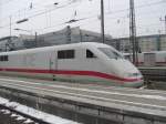 401 001-3, den ersten ICE, konnten wir am 5. Februar 2010 im Aussenbereich der Mnchener Hauptbahnhofs ablichten.