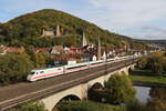 401 074  Zrich  aus Wrzburg kommend am 11. Oktober 2022 in Gemnden am Main.