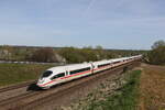 403 035  Konstanz  und 403 009  Aalen  waren am 6. April 2024 bei Vierkirchen nach Mnchen unterwegs.