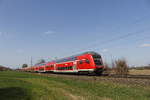 Doppelstock Regional-Express mit Fahrtziel Hannover am 30. Mrz 2019 kurz vor Bremen-Mahndorf.