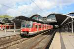 420 824-5 am 23. August 2014 im Bahnhof von Mainz.
