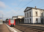 425 280-5 am 27. August 2016 im Bahnhof von Wunstorf.