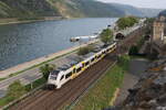 460 507 von  TRANS REGIO  war am 3. Mai 2022 bei Oberwesel in Richtung Koblenz unterwegs.