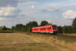 BR 612/783704/612-992-aus-weiden-kommend-am 612 992 aus Weiden kommend am 2. August 2022 bei Rothenstadt.