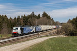 186 441 und 185 661 mit dem  Ekol -Zug am 28. Mrz 2016 bei Sossau.
