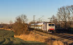 lokomotion-9/531446/186-441-mit-einem-autozug-aus 186 441 mit einem Autozug aus Mnchen kommend am 10. Dezember 2016 bei Vogl.