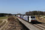 lokomotion-9/727482/189-914-mit-dem-intercombi-am 189 914 mit dem 'Intercombi' am 25. Februar 2021 bei Grabensttt im Chiemgau.