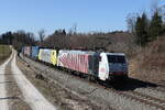 lokomotion-9/768403/189-905-und-189-903-mit 189 905 und 189 903 mit einem 'KLV' aus Mnchen kommend am 3. Mrz 2022 bei Grabensttt im Chiemgau.