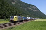 lokomotion-9/823315/189-903-mit-einem-klv-aus 189 903 mit einem 'KLV' aus Mnchen kommend am 14. Juni 2023 bei Niederaudorf.