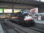 ES 64 U2-026 von MRCE, konnten iwr am 5. Februar 2010 im Münchener
Hauptbahnhof ablichten.