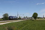 rurtal-bahn-cargo/918074/2019-305-war-am-6-mai 2019 305 war am 6. Mai 2026 mit einem 'KLV' bei �bersee am Chiemsee in Richtung M�nchen unterwegs.