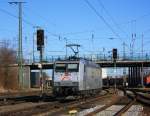 185 539-4 beim rangieren am 6. Februar 2014 im Bahnhof von Landshut.
