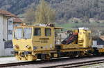 Gleisbaumaschine  OBW-10V  von  Plasser & Theurer  am 7. April 2017 im Bahnhof von Sterzing/Sdtirol.