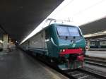 464 658 am 18. Oktober 2012 kurz vor der Abfahrt aus dem Bahnhof von Florenz.