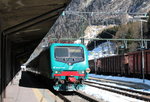 464 039 kurz vor der Ausfahrt aus dem Bahnhof  Brenner  am 19.