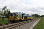 sonstige/697520/stopfmaschine-99-80-91-23-002 Stopfmaschine 99 80 91 23 002 'Unimat 90-32/4S' von der 'Bahn Bau Wels GmbH' am 4. Mai 2020 bei Grabensttt im Chiemgau.