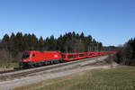 1016 040 mit neuen Autotransportwagen aus Salzburg kommend am 21. Februar 2021 bei Grabensttt im Chiemgau.