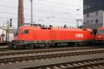 1116 100-9 am 20. Juni 2011 im Bahnhof von Linz.