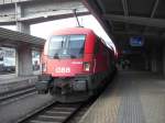 1116 089-2 erwischten wir im Bahnhof von Kufstein/Tirol.