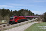 1116 243 war am 9. April 2021 schiebend auf dem Weg nach Salzburg.