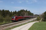 br-1116/734793/1116-248-aus-salzburg-kommend-am 1116 248 aus Salzburg kommend am 28. April 2021 bei Grabensttt im Chiemgau.