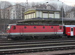 1144 035-3 stand am 19. Mrz 2016 im Bahnhof von Kufstein/Tirol.