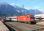 br-1216/405015/1216-007-5-kurz-nach-der-ankunft 1216 007-5 kurz nach der Ankunft am 15. August 2013 im Bahnhof von Innsbruck.