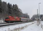 1216 011-7 am 12. Januar 2013 aus Mnchen kommend im Bahnhof von Assling.