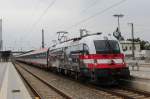 1216 020  175 Jahre Eisenbahn in sterreich  mit einem EC nach Verona PN am 20. Juli 2012 beim Halt im Rosenheimer Bahnhof. Dies ist unser 900. Bild.