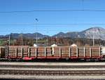 flachwagen/463884/3523-283-9-rnoos-uz-am-1-november 3523 283-9 (Rnoos-uz) am 1. November 2015 im Bahnhof von Wrgl/Tirol.
