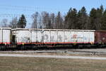 5380 138 (Eanos) von  Rail Cargo Austria  am 9. März 2022 bei Grabenstätt.