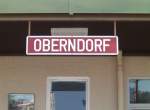 Ebenfalls an der Strecke der  Salzburger Lokalbahn  gelegen ist  Oberndorf .