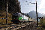 european-locomitve-leasing/633422/193-720-193-xxx-und-193 193 720, 193 xxx und 193 557 waren am 16. Oktober 2018 bei St. Jodok in Richtung Innsbruck unterwegs.