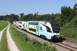 westbahn/824915/4010-022-auf-dem-weg-nach 4010 022 auf dem Weg nach Wien am 17. August 2023 bei Sossau im Chiemgau.