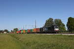 wiener-lokalbahn/734825/193-605-der-wlc-mit-einem 193 605 der 'WLC' mit einem Containerzug aus Mnchen kommend bei bersee am Chiemsee.